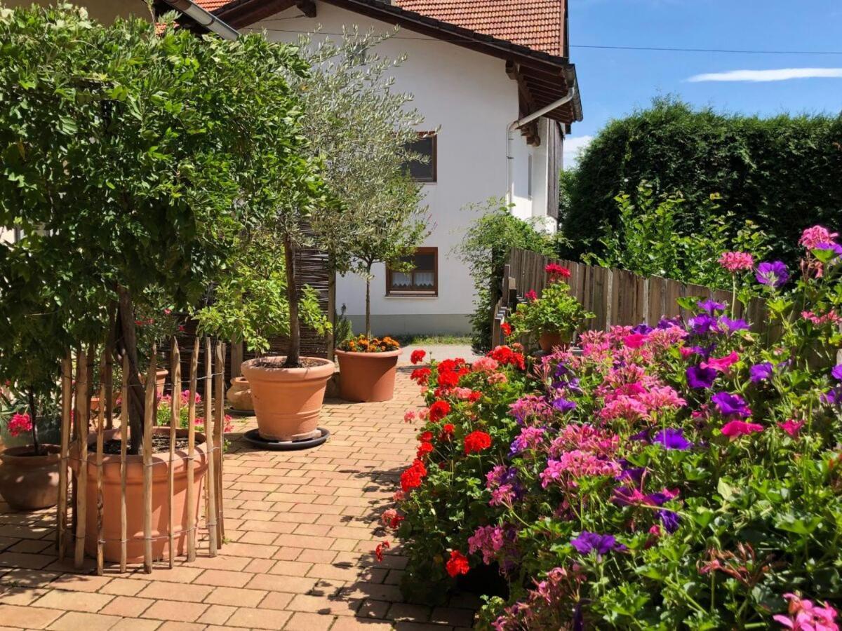 Ferienwohnung Lechraum In Waal Exteriör bild
